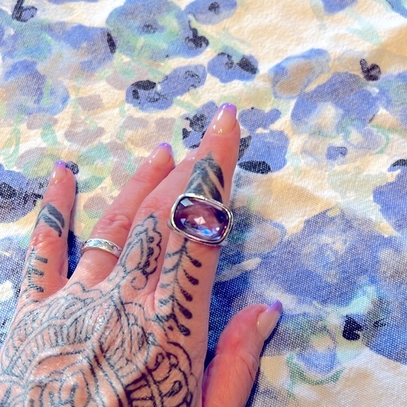 Amethyst Ring - Picture 4 of 11